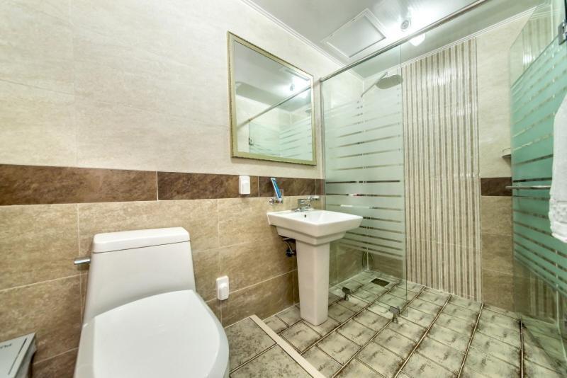 Sea And Wave Guest House Сеогвипо Екстериор снимка